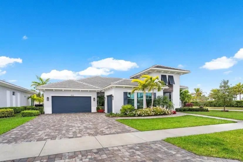 Picture of 9352 Coral Isles Circle, Palm Beach Gardens FL 33412
