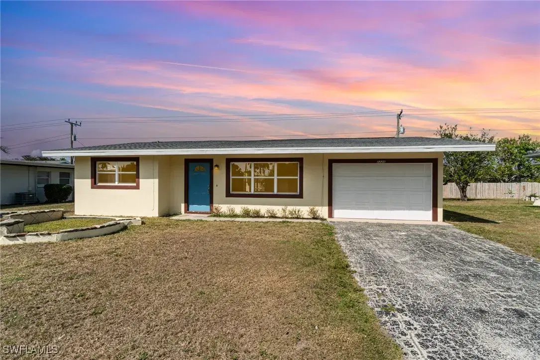 Picture of 2225 Aldridge Ave, Fort Myers, FL 33907