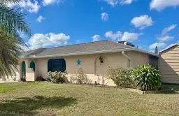 Picture of 2029 Clarke Ave, Fort Myers, FL 33905