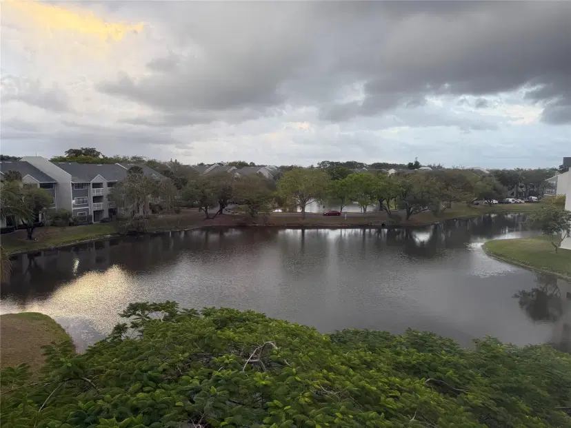 Picture of 8020 Hampton 506, North Lauderdale FL 33068