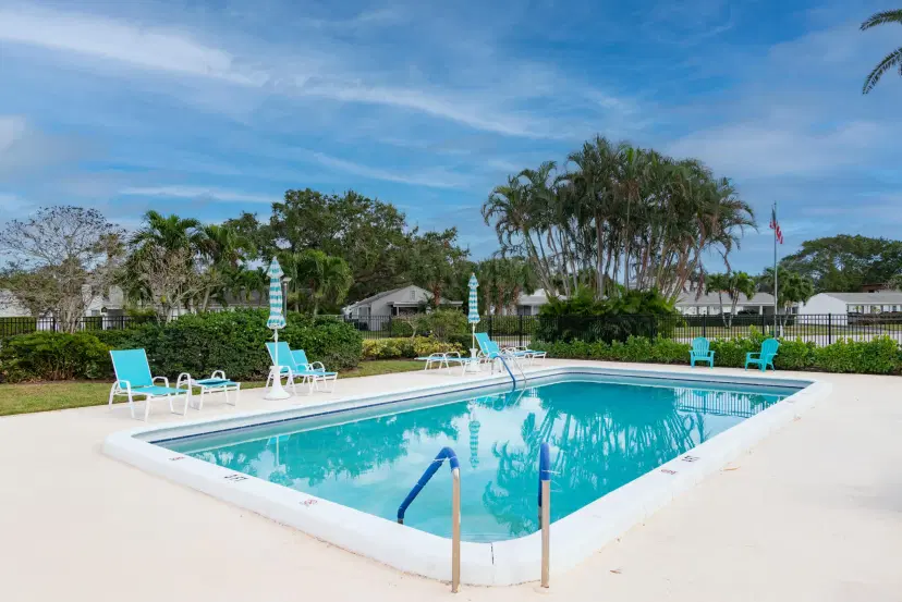 Picture of 3150 Meridian Way S 9, Palm Beach Gardens FL 33410