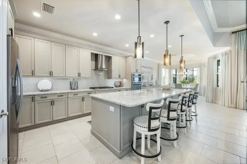 Picture of 8941 Mustique Ln, Naples FL 34114