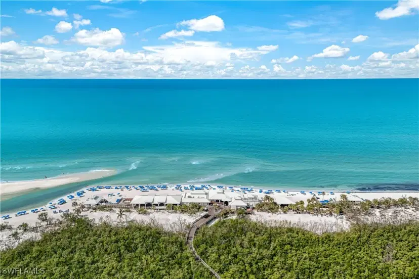 Picture of 549 Bay Villas Ln 99, Naples FL 34108