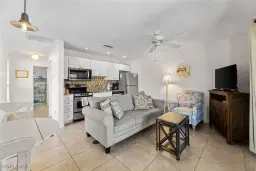 Picture of 1811 Olde Middle Gulf Dr 10, Sanibel, FL 33957