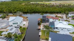 Picture of 1794 Holiday Ln, Naples, FL 34104
