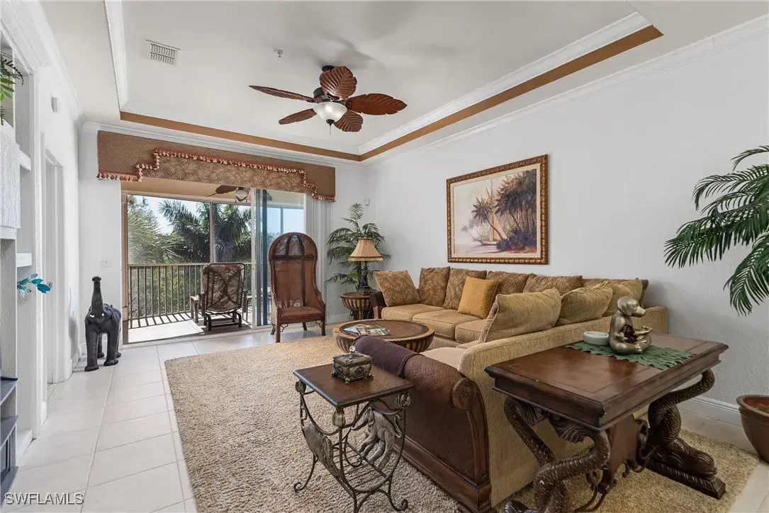 Picture of 4844 Hampshire Ct 305, Naples, FL 34112