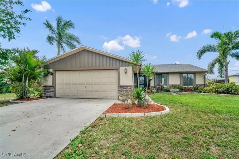 Picture of 23 Arkansas Rd, Lehigh Acres FL 33936