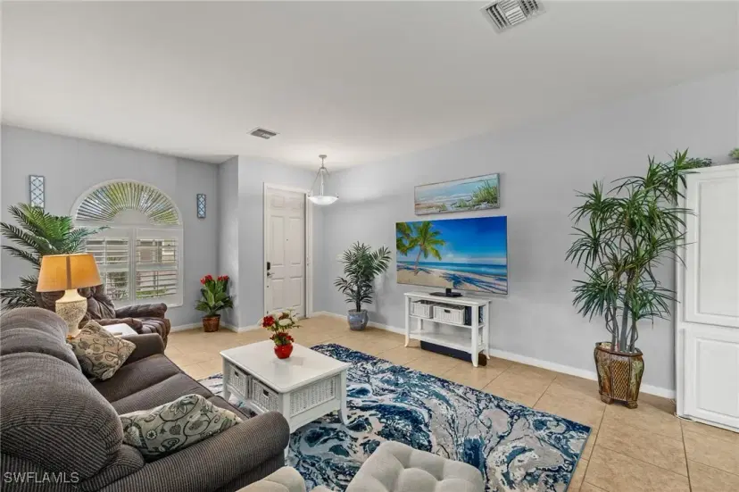 Picture of 17040 Wrigley Cir, Fort Myers FL 33908