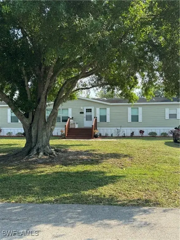 Picture of 738 Midstate Loop, Clewiston FL 33440