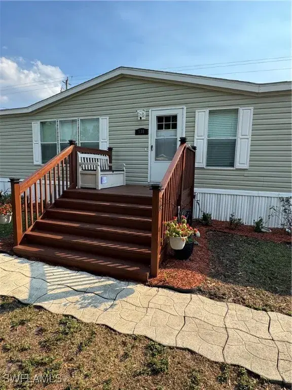 Picture of 738 Midstate Loop, Clewiston FL 33440