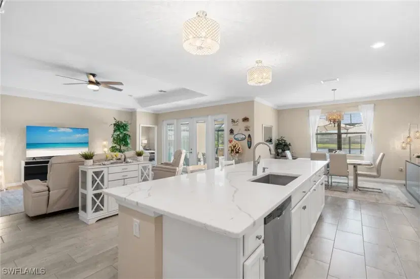 Picture of 11985 Bay Oak Dr, Fort Myers FL 33913