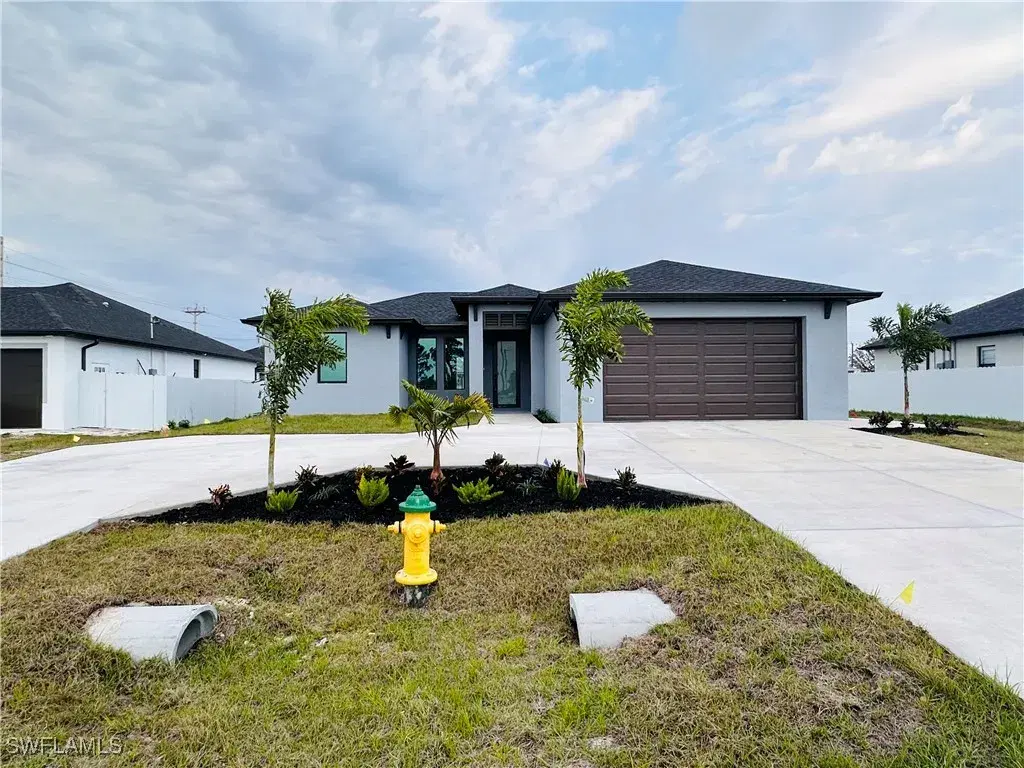 Picture of 7 Tropicana Pkwy E, Cape Coral, FL 33909