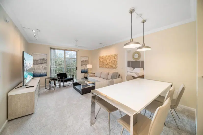 Picture of 720 S Sapodilla Avenue 301, West Palm Beach FL 33401