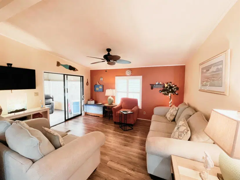 Picture of 480 Thames Bluff Ridge 46, Fort Pierce FL 34982