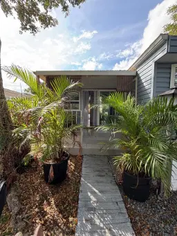 Picture of 3001 SW 18Th Lot 110 Terrace, Fort Lauderdale, FL 33315