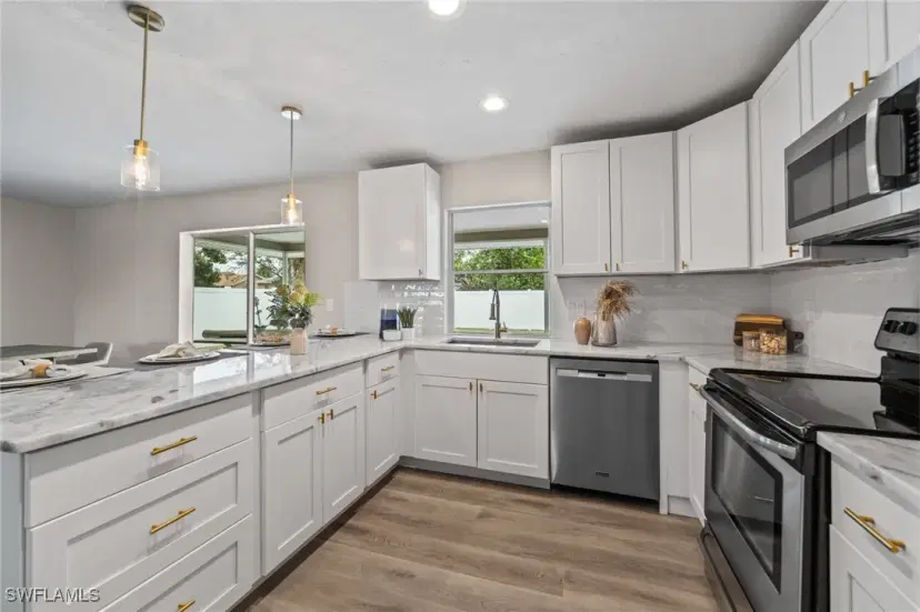 Picture of 133 SE 2Nd Ave, Cape Coral FL 33990