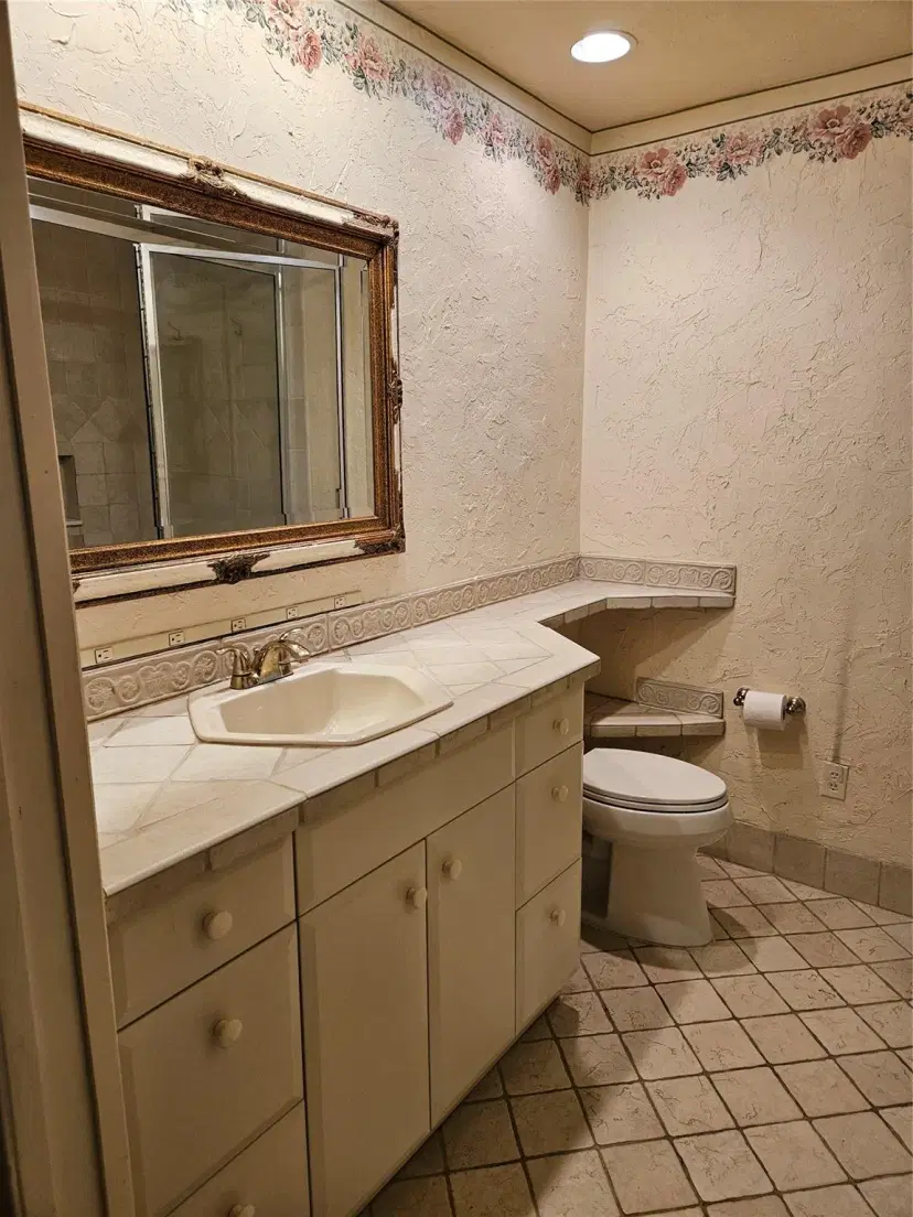Picture of 5590 Coach House Cir B, Boca Raton FL 33486