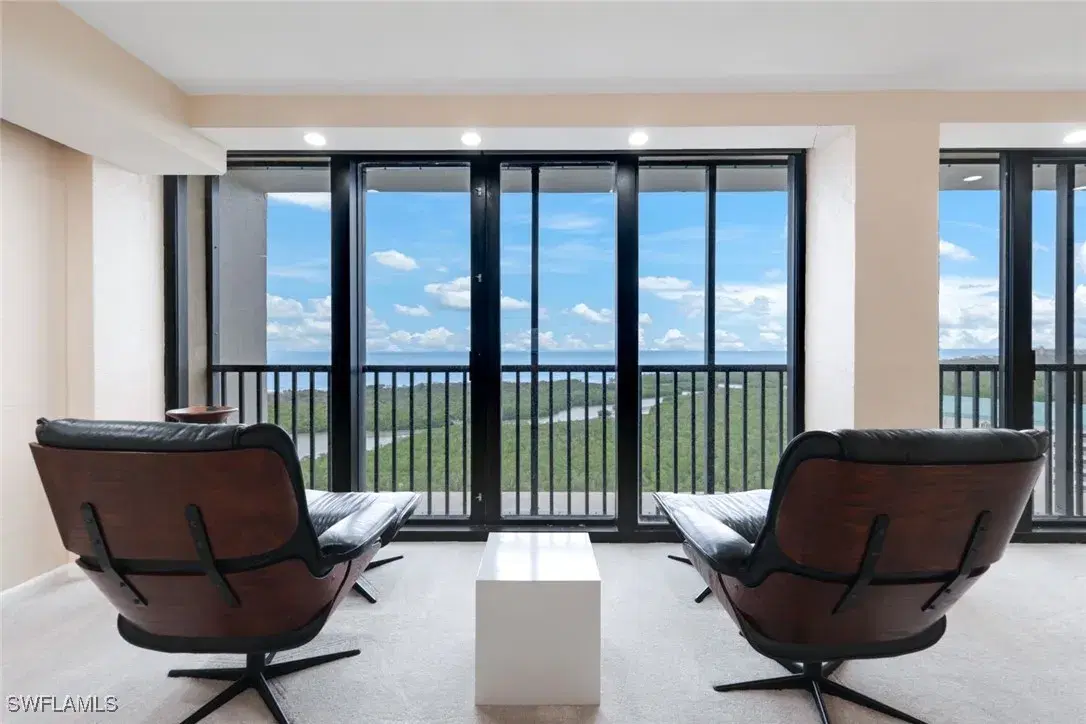 Picture of 5601 Turtle Bay Dr 2002, Naples, FL 34108