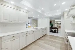 Picture of 5601 Turtle Bay Dr 2002, Naples, FL 34108