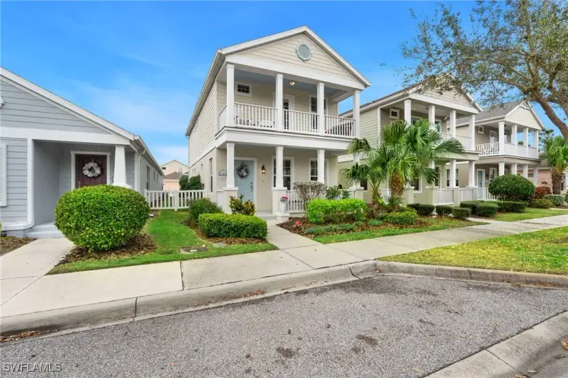 Picture of 12492 Shimmering Oak Cir, Venice FL 34293