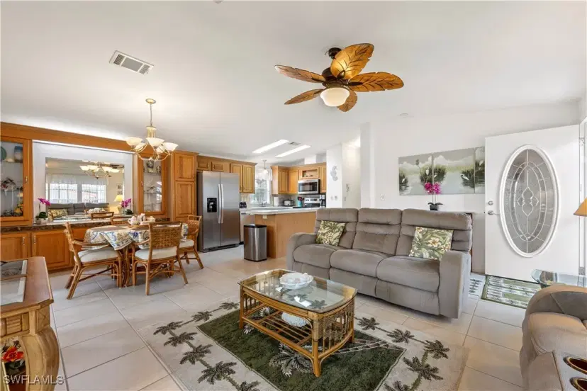 Picture of 1022 Silver Lakes Blvd, Naples FL 34114