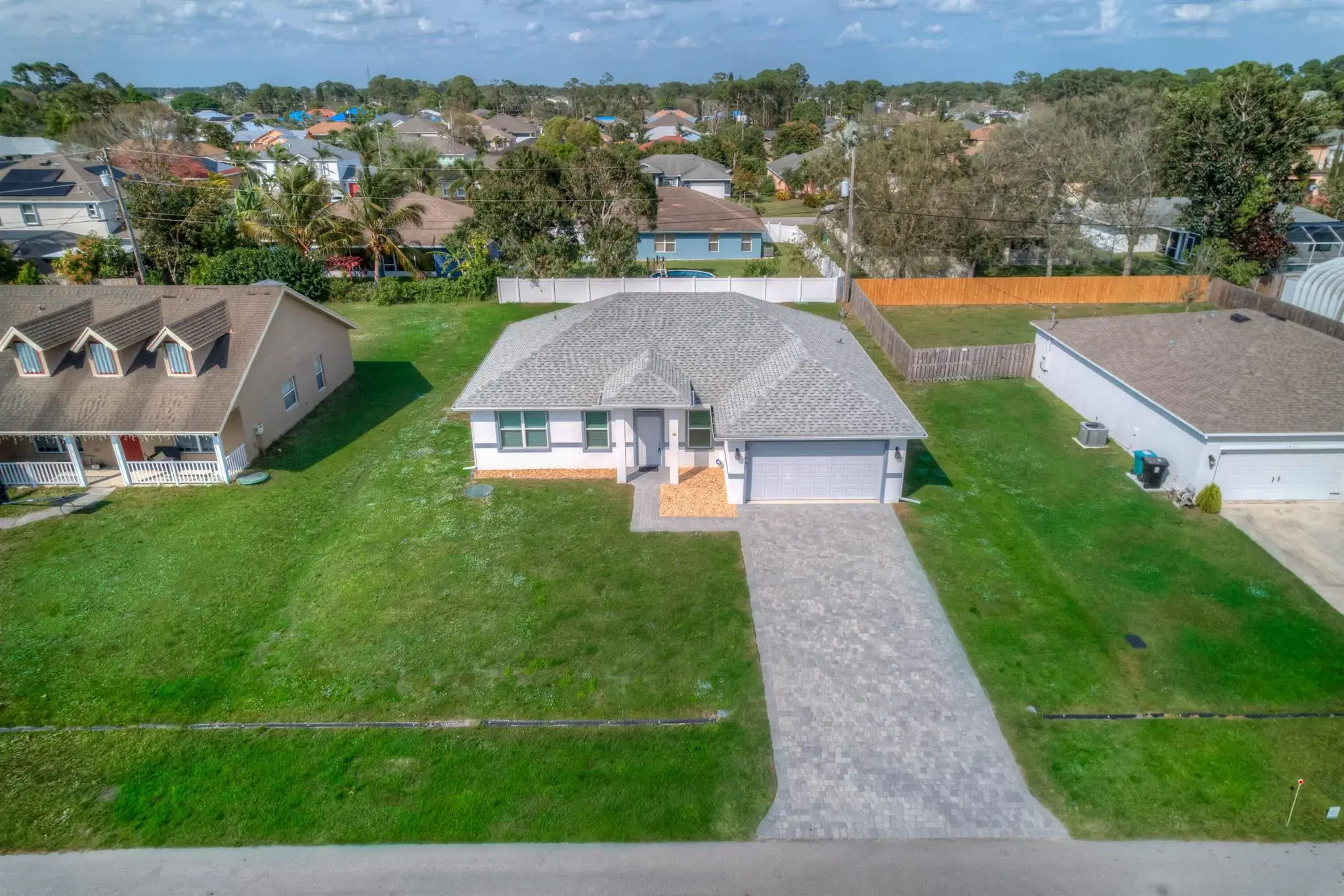 Picture of 1825 SW Effland Avenue, Port St Lucie, FL 34953