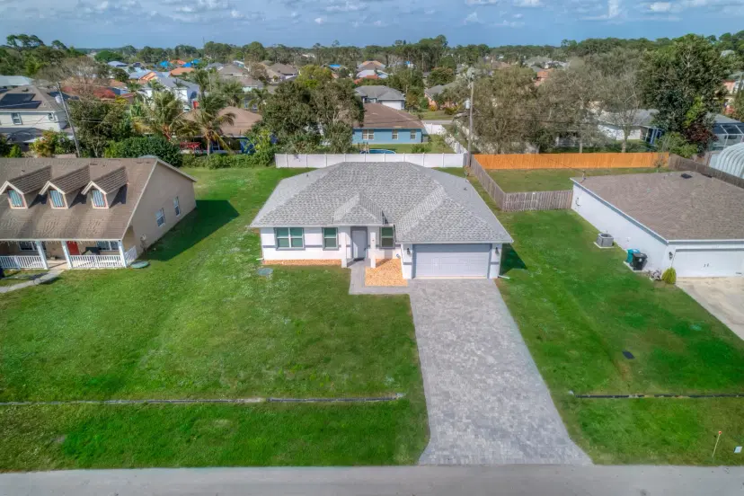 Picture of 1825 SW Effland Avenue, Port St Lucie FL 34953