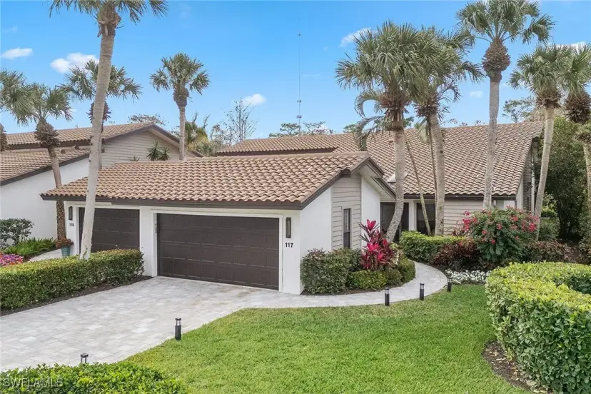 Picture of 117 Cypress View Dr C66, Naples FL 34113