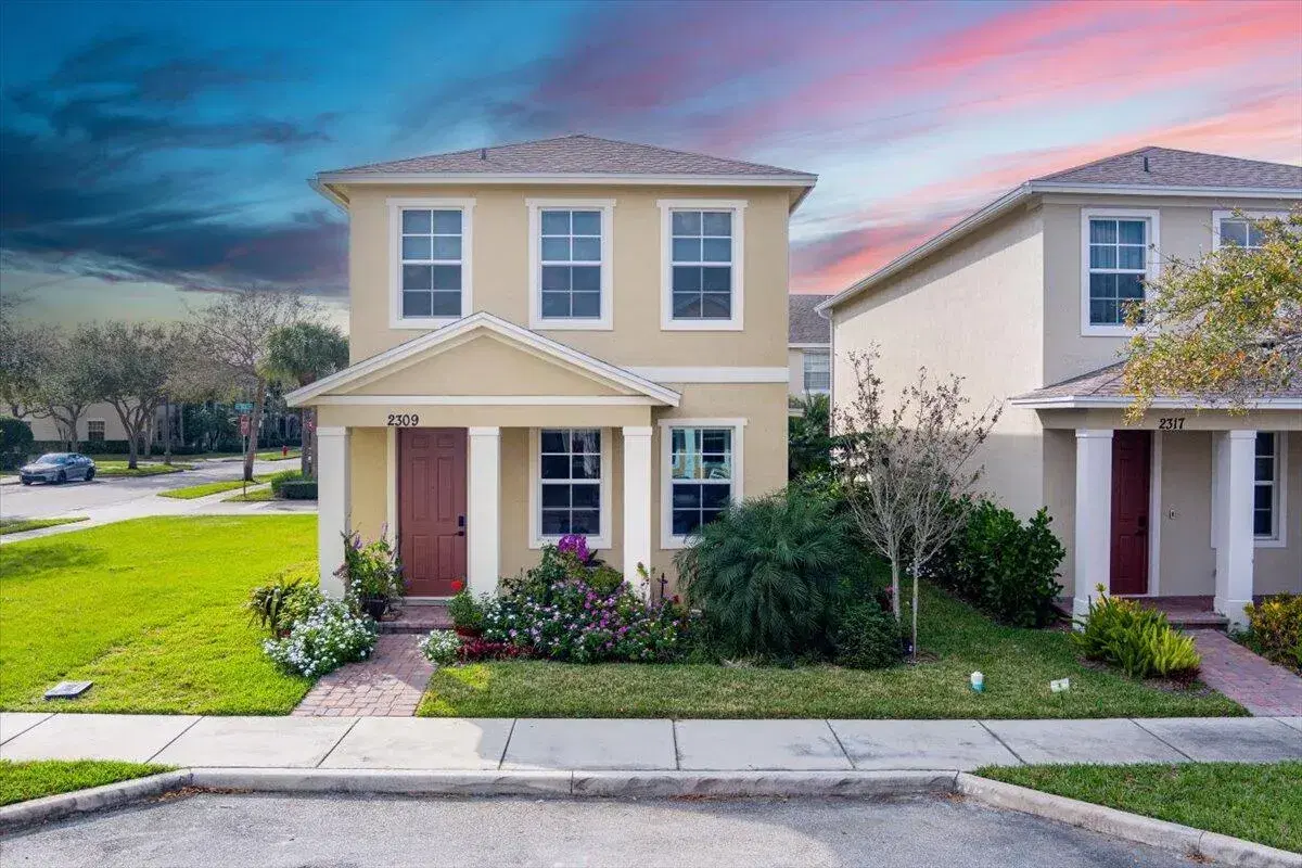 Picture of 2309 SE Tavares Drive, Port St Lucie, FL 34952