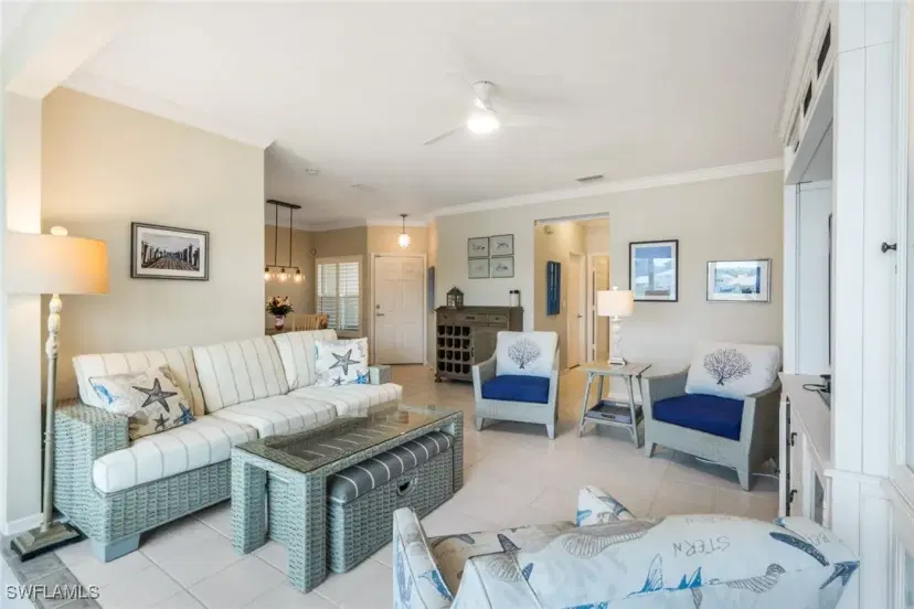 Picture of 14980 Lake House Ln H6, Naples FL 34110