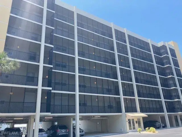 Picture of 4471 Bay Beach Ln 351, Fort Myers Beach, FL 33931