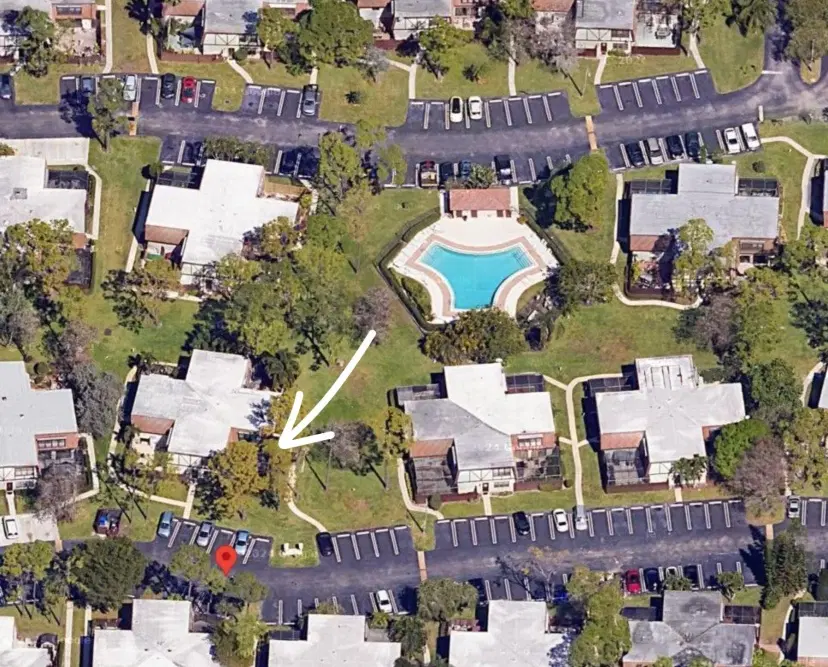 Picture of 109 Weybridge Circle B, Royal Palm Beach FL 33411