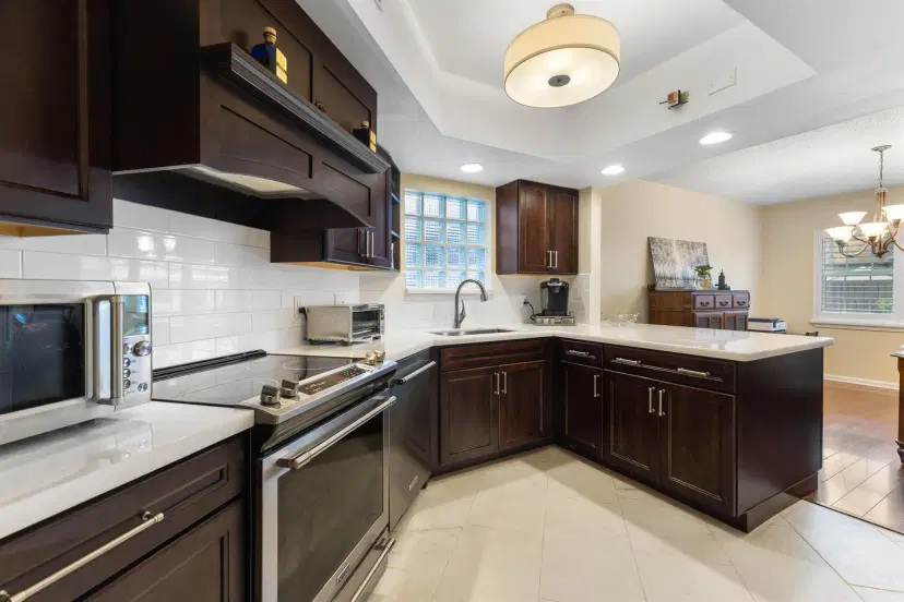 Picture of 109 Weybridge Circle B, Royal Palm Beach FL 33411