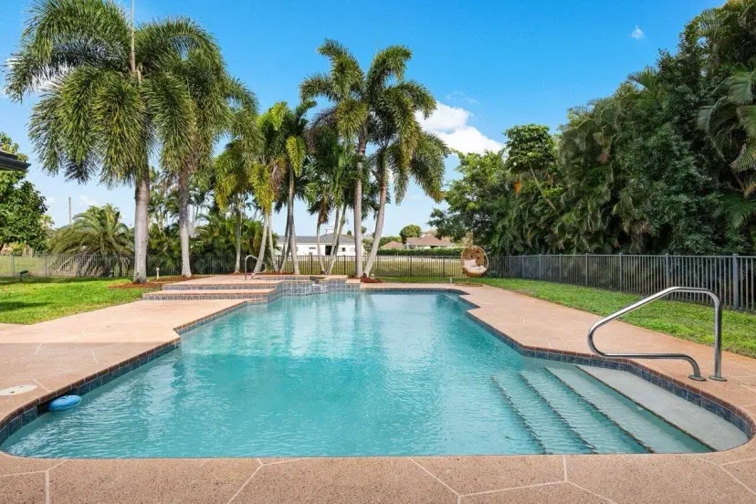 Picture of 1400 Wood Row Way, Wellington FL 33414