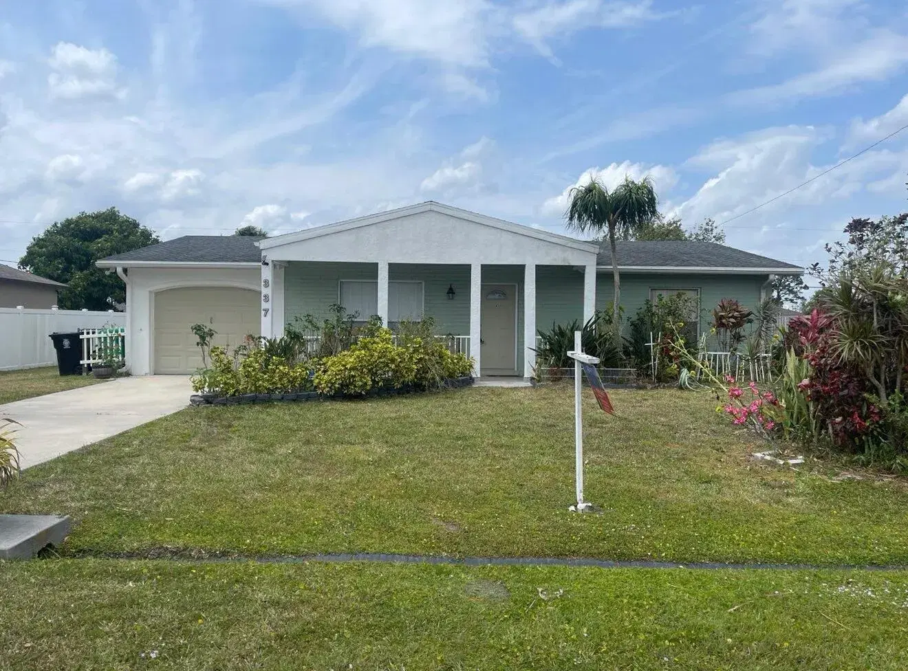 Picture of 337 SE Husted Terrace, Port St Lucie, FL 34983