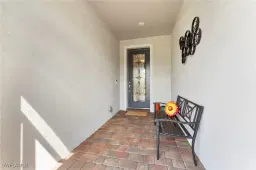 Picture of 9721 Everglades Dr, Naples, FL 34120