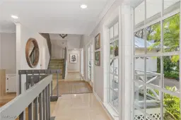 Picture of 610 Jacana Cir 25, Naples, FL 34105