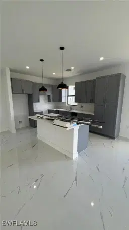 Picture of 1909 NW 24Th Pl, Cape Coral, FL 33993