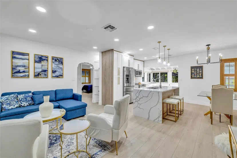 Picture of 617 N Victoria Park Rd, Fort Lauderdale FL 33304