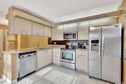 Picture of 18 Amherst Court B, Royal Palm Beach, FL 33411