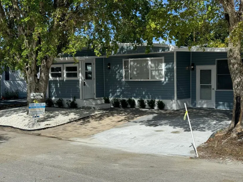 Picture of 5010 NW 2Nd Avenue, Deerfield Beach FL 33064