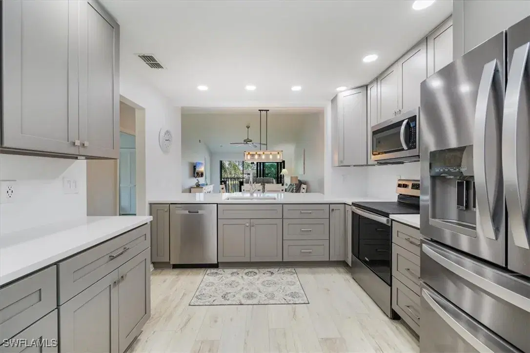 Picture of 5708 Deauville Cir J301, Naples, FL 34112