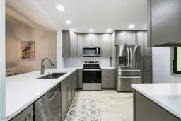 Picture of 5708 Deauville Cir J301, Naples, FL 34112