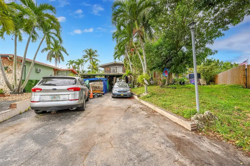 Picture of 2655 Flamingo Ln, Fort Lauderdale FL 33312