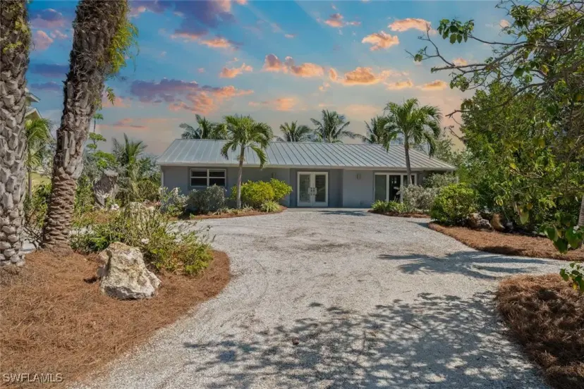 Picture of 16891 Captiva Dr, Captiva FL 33924