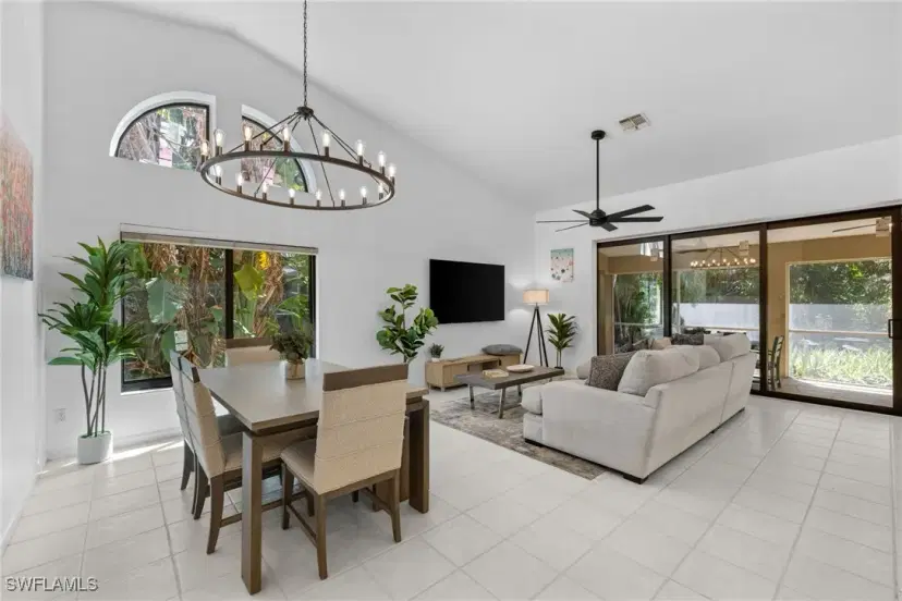 Picture of 7735 Citrus Hill Ln, Naples FL 34109
