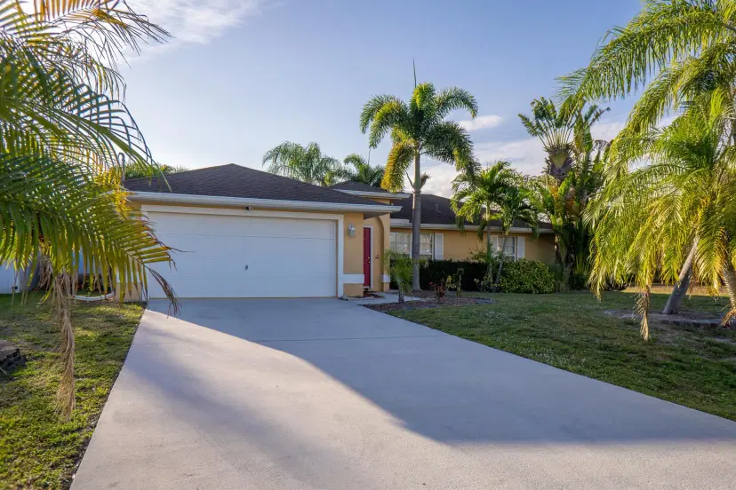 Picture of 1772 SW Advana Street, Port St Lucie FL 34953