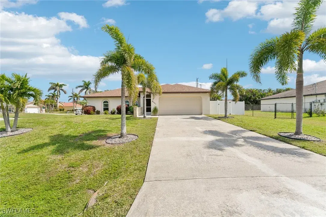 Picture of 4021 SW 15Th Pl, Cape Coral, FL 33914