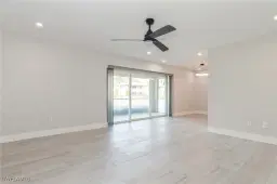Picture of 1155 Sandpiper St B3, Naples, FL 34102