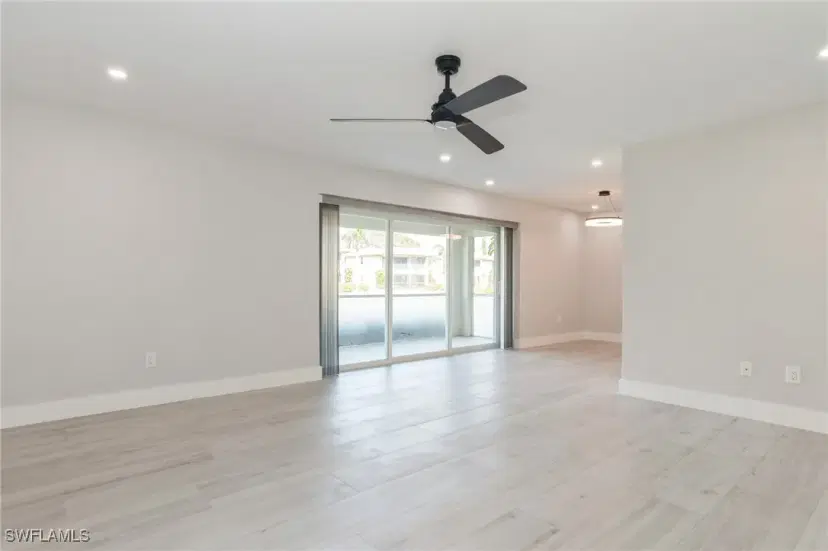 Picture of 1155 Sandpiper St B3, Naples FL 34102
